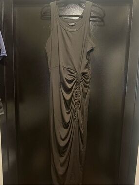 Sleeveless Ruched Maxi Dress in Black